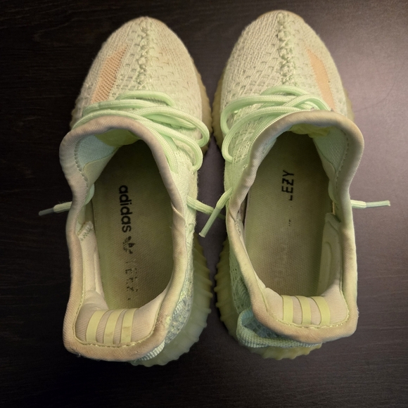 Adidas Yeezy Boost 350 V2 Glow 2019 (EG6887) Size 1.5Y - Picture 7 of 8